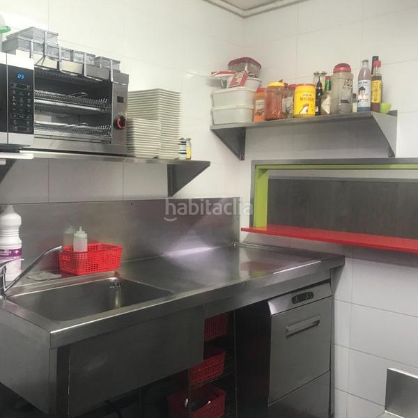 Foto 14361a97-d088-4800-b596-fb3345fd692a. Traspaso local comercial bar c2 con terraza y s.humos en Viladecans