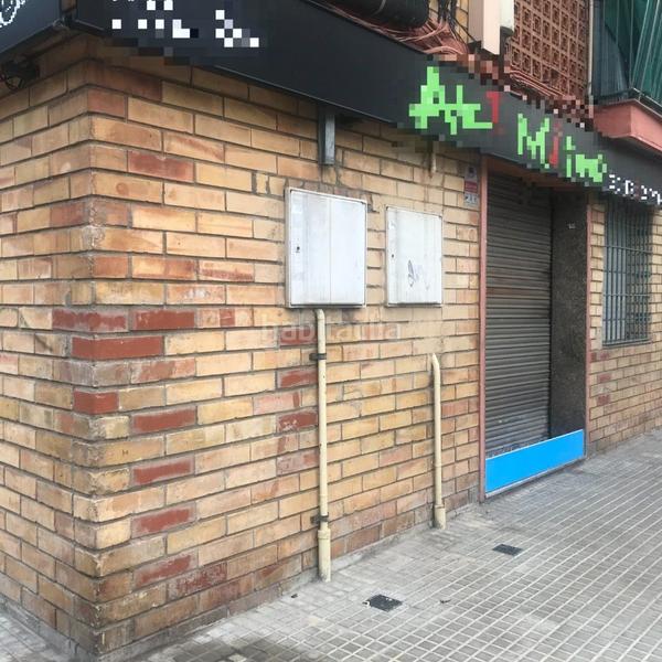 Foto 253d2f6c-ebf8-477d-8324-5e1df9dc35c1. Traspaso local comercial bar c2 con terraza y s.humos en Viladecans