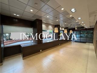Lloguer Local Comercial a La Sagrera. Alquiler local comercial en sant andreu ideal para diferentes ti