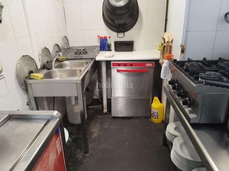 Foto c4f373ae-305c-4af6-9547-fa7c267fc468. Transfer business premise with heating in Port Badalona