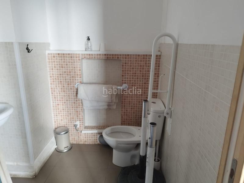 Foto d8c6bdb9-10c7-4e65-bc82-ec51d9edb589. Transfer business premise with heating in Port Badalona