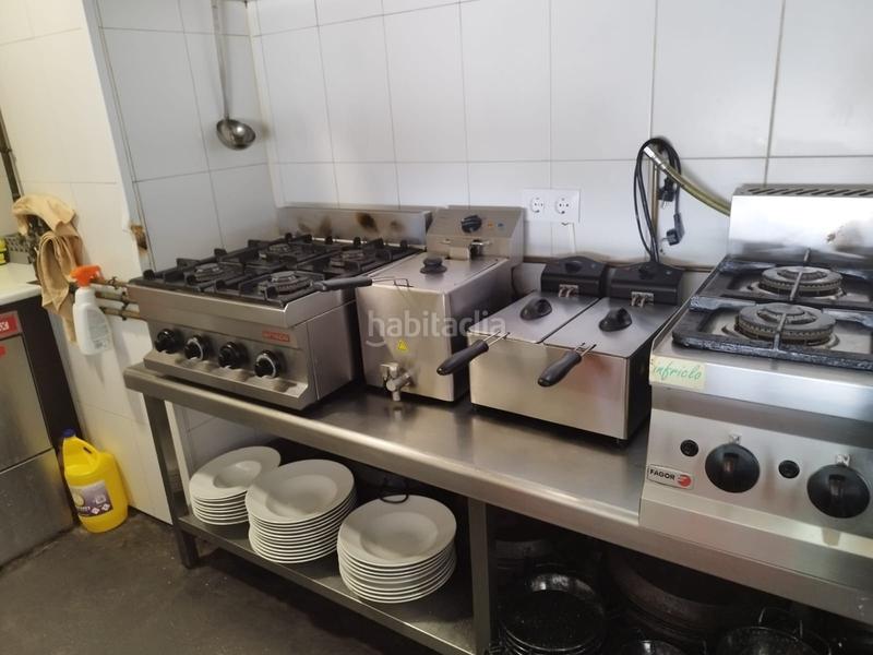 Foto e253beb2-8ce0-43de-a842-8aef35c576c3. Traspaso local comercial traspaso restaurante en paseo maritimo en Badalona