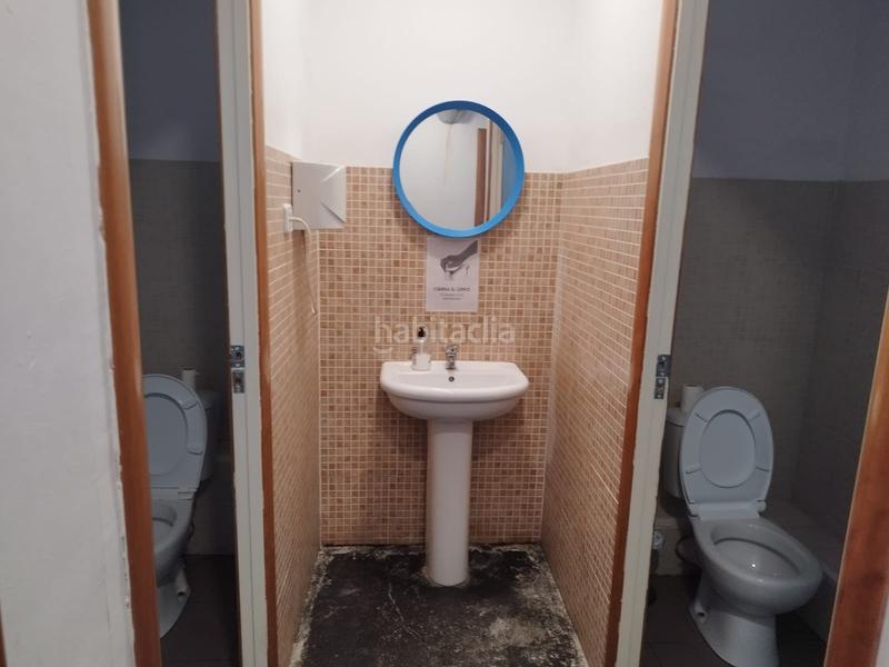 Foto 418166b5-83fd-4a1f-8eb4-b2de1ff8cc08. Umzug geschäftsraum mit heizung in Port Badalona