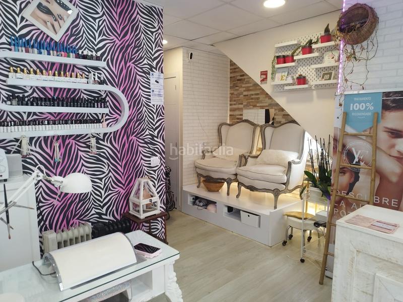 Foto a11cbb52-0391-4584-997c-2b6647eff24c. Traspaso local comercial traspaso centro de estética en sant adria del besos en Badalona