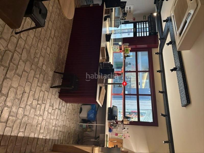 Foto 687cdecf-f9aa-4aee-92dc-6f2e5694da99. Traspaso local comercial traspaso restaurante con terraza en el centro en Terrassa