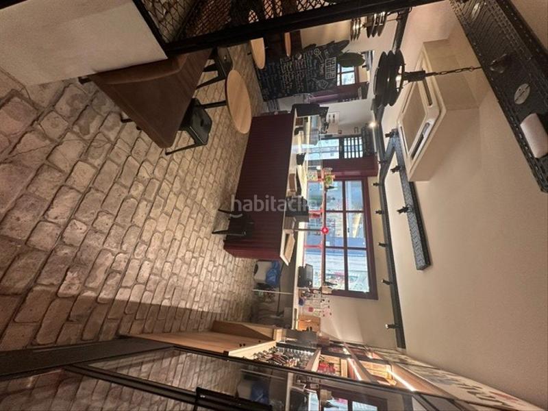 Foto cb70c3fe-8f76-4042-85b6-73e35ed12d01. Traspaso local comercial traspaso restaurante con terraza en el centro en Terrassa