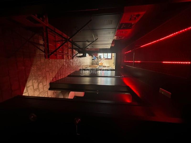 Foto ef06e093-da17-4c57-beff-0c4fe19e8b10. Traspaso local comercial traspaso restaurante con terraza en el centro en Terrassa