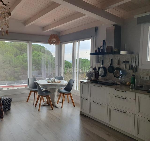 Foto 0fe8a5d8-95a5-457f-b9b3-1a371aa60538. Edificio in Canet de Mar