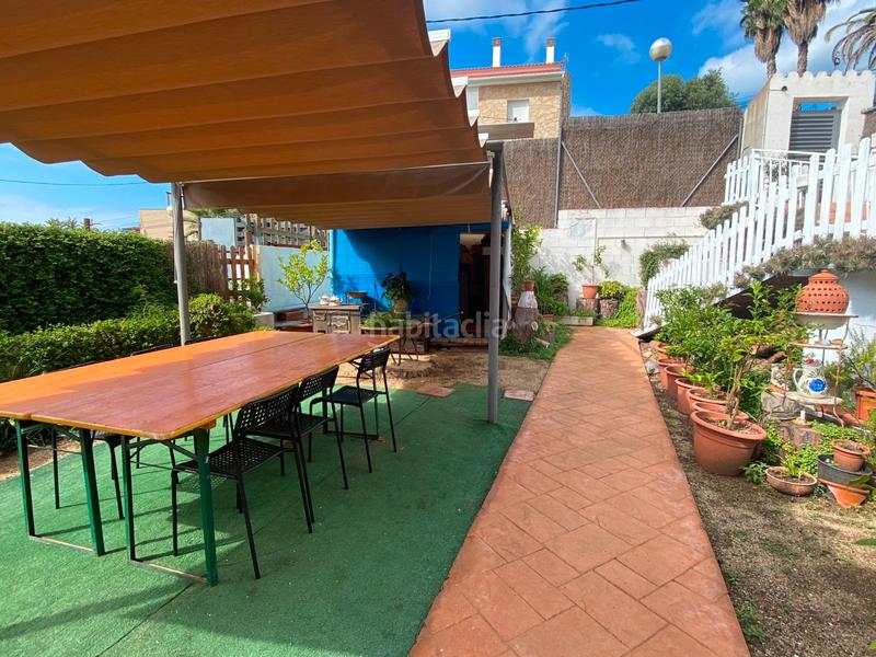 Foto 71a29ce2-9fa0-497f-96fa-e11ff8612d0c. Edificio in Canet de Mar