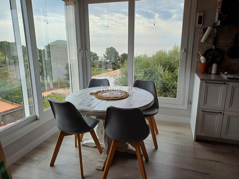 Foto c32ee82a-5b2c-4bc6-ac08-76765466c7c5. Edificio in Canet de Mar