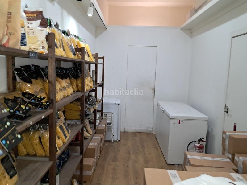 Foto bfadb916-c0a8-4535-9f3f-9647743bc7b7. Pas-de-porte local commercial dans La Nova Esquerra de l´Eixample Barcelona