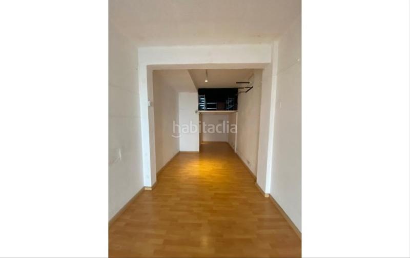Foto d4edb521-3a55-490e-a976-69f9f1dcf2d7. Local comercial venta en rentabilidad local comercial , Horta -guinardo. en Barcelona