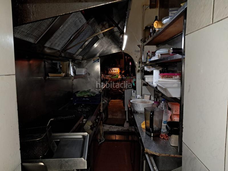 Foto d3f95f55-50b2-4b44-bc6d-65bb6c39ee38. Traspaso local comercial traspaso restaurante barcon c3 mixta en gracia en Barcelona