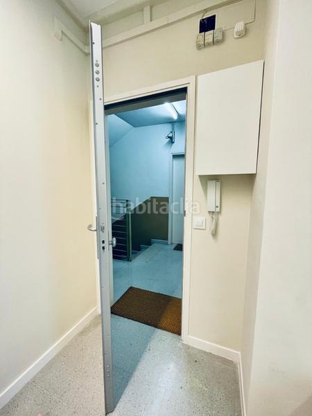 Foto 77df8f4f-07f9-4072-87fc-2749a99e53e5. Oficina a St. Pere - Sta. Caterina - El Born Barcelona