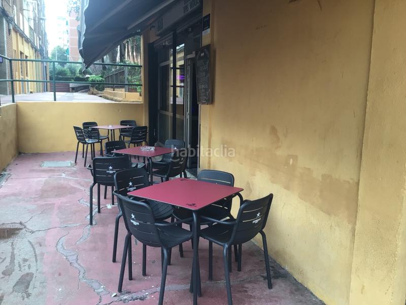 Foto 08bfd78d-875e-4e7f-bd89-2d5ae34bebcf. Traspaso local comercial traspaso bar cafetería con salida de humos en Badalona