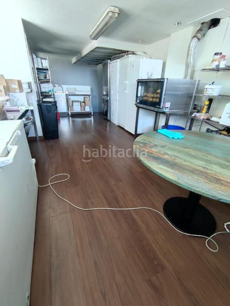 Foto 0da46c65-63cc-4ea0-824e-8a6d99730075. Traspaso local comercial traspaso de bar-restaurante en Sabadell