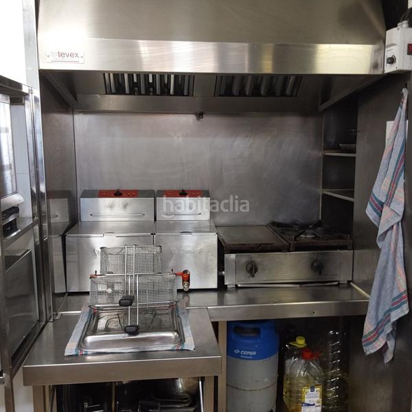 Foto b5dd75cd-4e53-439d-8dca-05130d6c3379. Traspaso local comercial traspaso de bar-restaurante en Sabadell