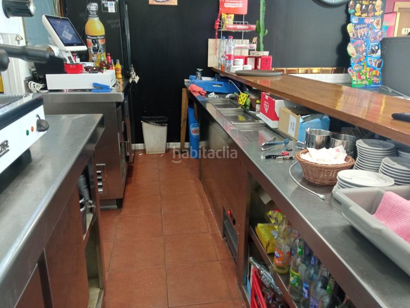 Foto 5e1d2d20-3a68-410e-9e2f-a39b73c3e1c4. Traspàs local comercial amb calefacció a Centre Torredembarra