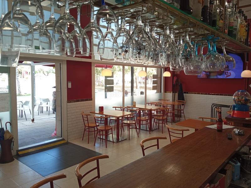 Foto f3383776-f8d3-4292-9027-d804fc832eab. Trapasso locale commerciale con riscaldamento in Centre Torredembarra