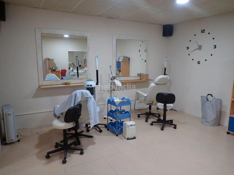 Foto b1afac4f-2dc1-497d-a800-7701de2215a6. Local comercial amb calefacció a Centre Sabadell