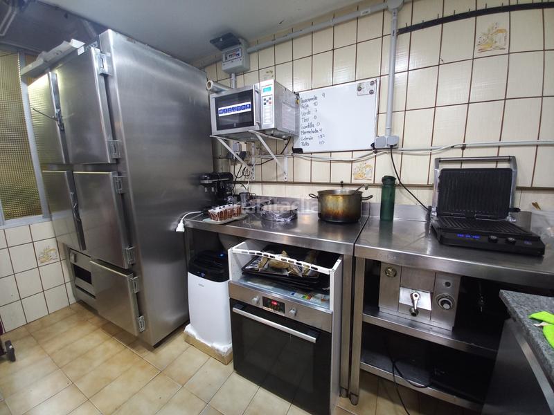 Foto aaf0e612-2ec6-430b-827e-a8bbdb47147a. Pas-de-porte local commercial avec chauffage dans St. Pere - Sta. Caterina - El Born Barcelona