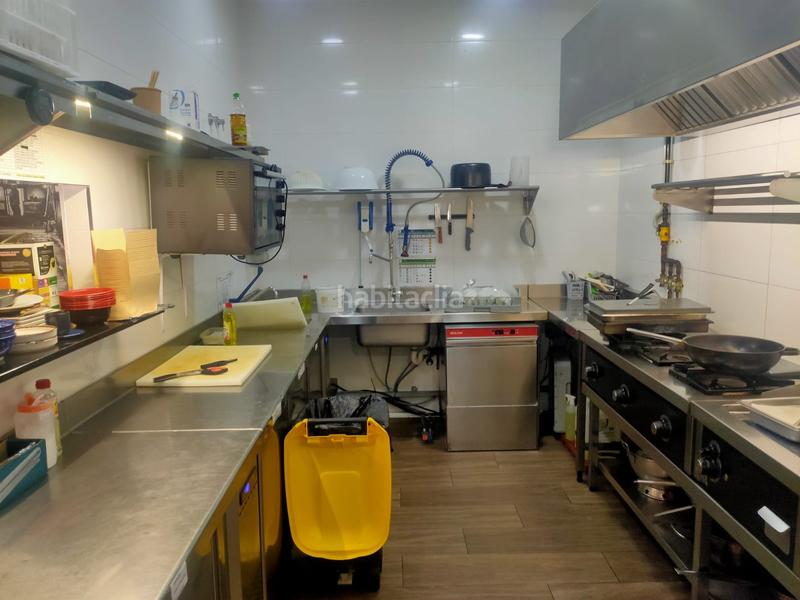 Foto a543045e-9584-4add-82bd-9742ca4cfe68. Pas-de-porte local commercial avec chauffage dans Progrés - Pep Ventura Badalona