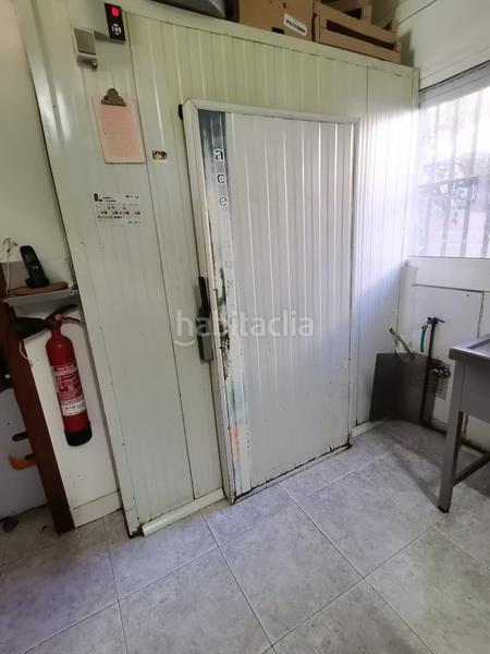 Foto d2300a4b-f6c0-4132-bcb2-67d1f7d2740f. Umzug geschäftsraum in Palau-solità i Plegamans