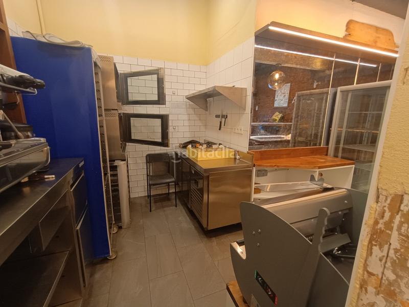 Foto a43a9979-0aae-4179-a0e1-5d824b7eb999. Pas-de-porte local commercial avec chauffage dans El Camp d´en Grassot i Gràcia Nova Barcelona