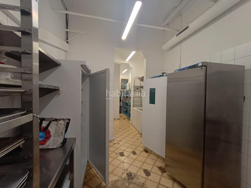 Foto dd458dc8-de4e-4c72-b29d-d583bf1f8aa1. Traspaso local comercial traspaso panadería en gracia en Barcelona