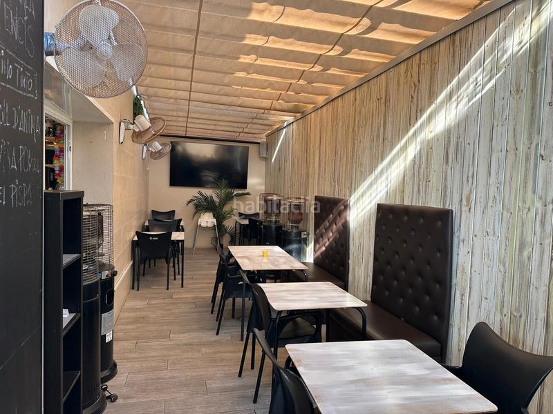 Foto 2b80cd59-3c9e-4ebc-b056-b45a89da3d72. Traspaso local comercial traspaso bar restaurante con terraza playa en Castelldefels
