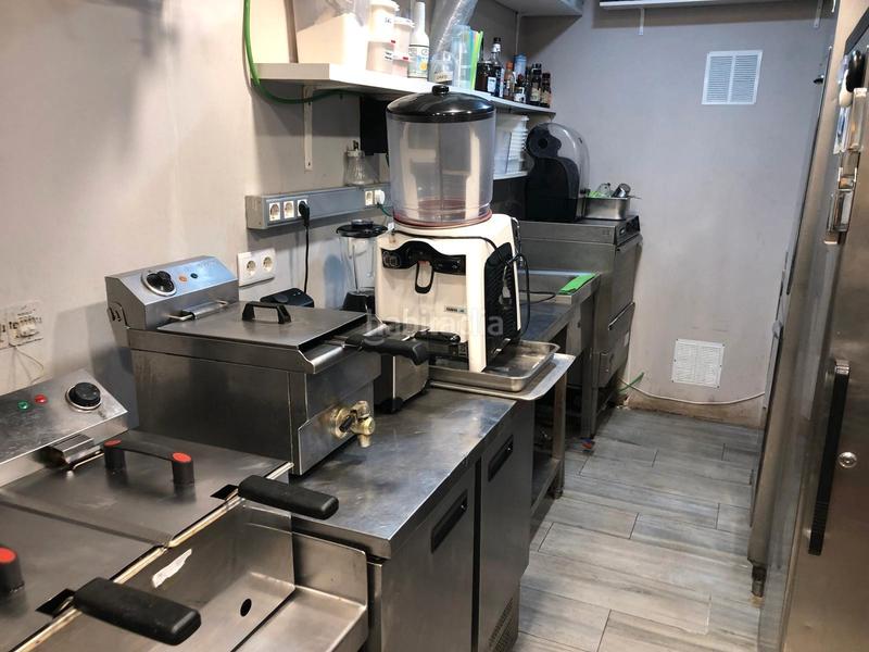 Foto eceb1a79-ddf5-4b94-9713-d4b40ba8e1b0. Traspaso local comercial traspaso bar restaurante con terraza playa en Castelldefels