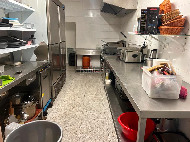 Foto d30e2d55-a831-4368-8e0a-9ca5544a824a. Trapasso locale commerciale con riscaldamento in Sant Vicenç dels Horts