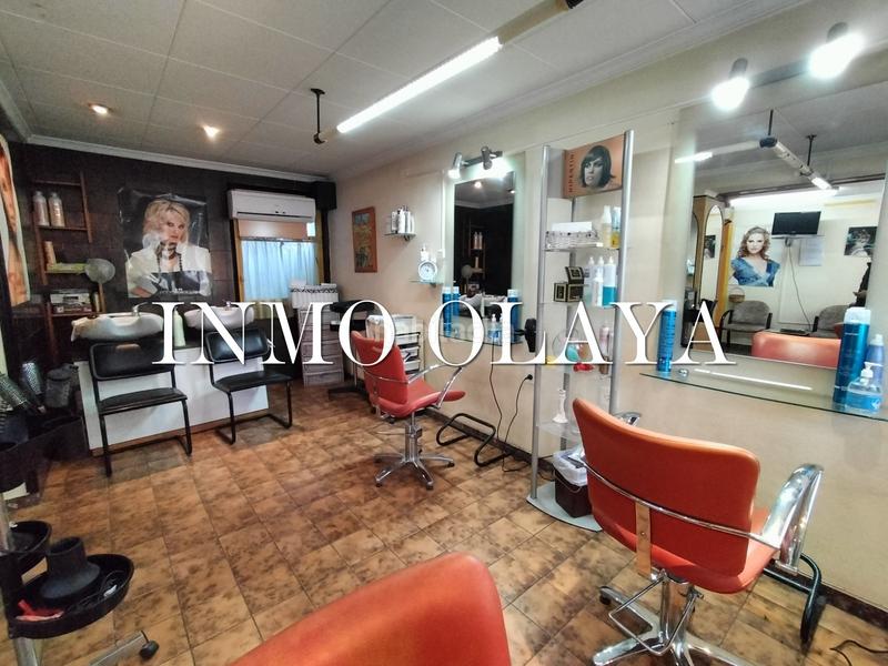 Foto 4702bb87-15db-4558-a7aa-aef16280ecbb. Pas-de-porte local commercial dans Sant Ildefons Cornellà de Llobregat