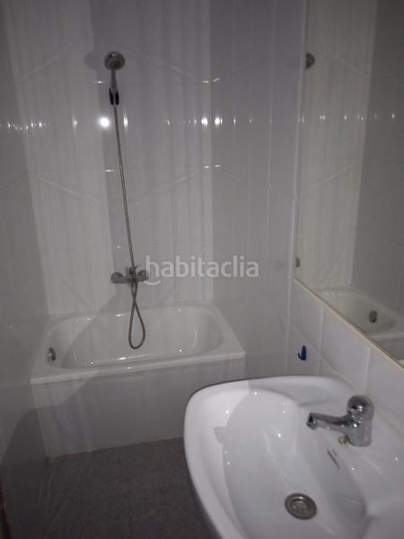 Foto c74ace5f-9dca-4417-a7a4-959f8b147dca. Local comercial venta local comercial en avenida principal en Viladecans