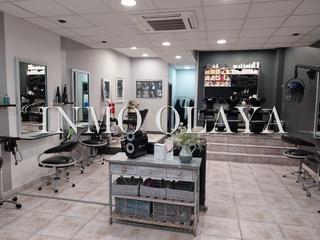Traspaso Local Comercial en Ca n'Aurell. Traspaso peluquería en terrassa