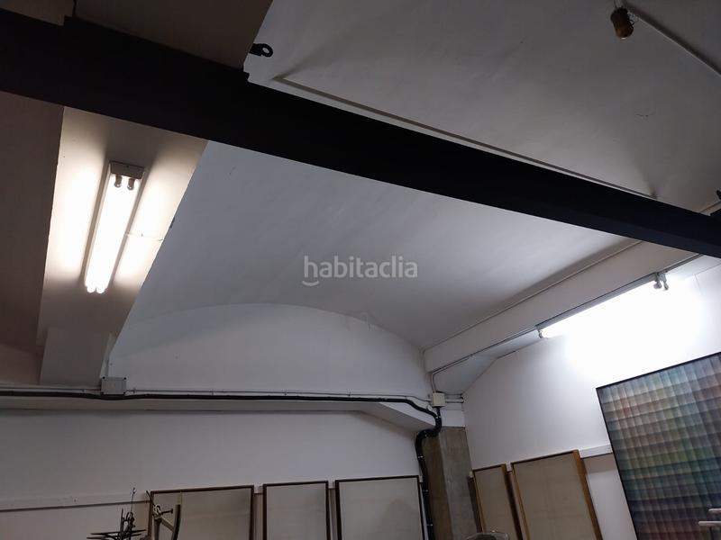 Foto 1bffc1f6-ca9c-4da3-ba65-847cef201c8b. Fabrikhalle in Matadepera