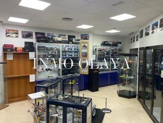 Traspàs Local Comercial a Dreta de l´Eixample. Traspaso tienda de miniaturas en eixample derecho, barcelona