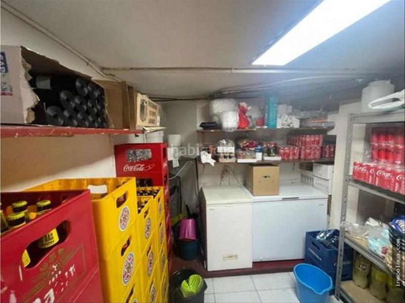 Foto 9da5adb1-2a65-456a-bbc4-c1428a8a4ad9. Traspàs local comercial amb calefacció a Passeig Maragall Gavà