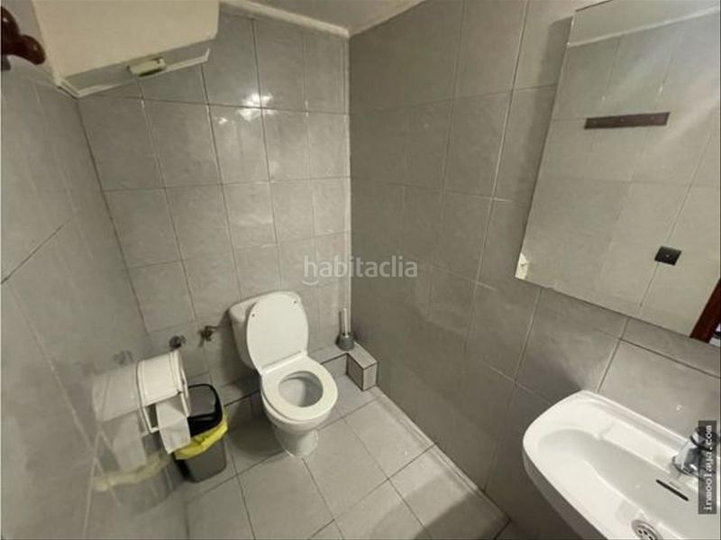 Foto 16fb6702-5ea5-49b6-b3ac-d542b756ed57. Trapasso locale commerciale con riscaldamento in Passeig Maragall Gavà