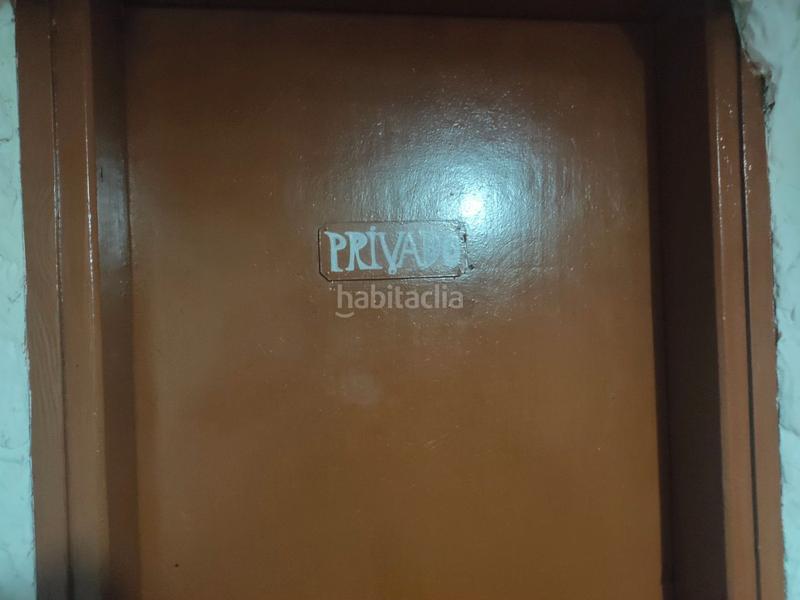 Foto 3ffe7a8e-c32e-4dc6-8b7a-f9027e17a66b. Transfer business premise with heating in Lloreda Badalona