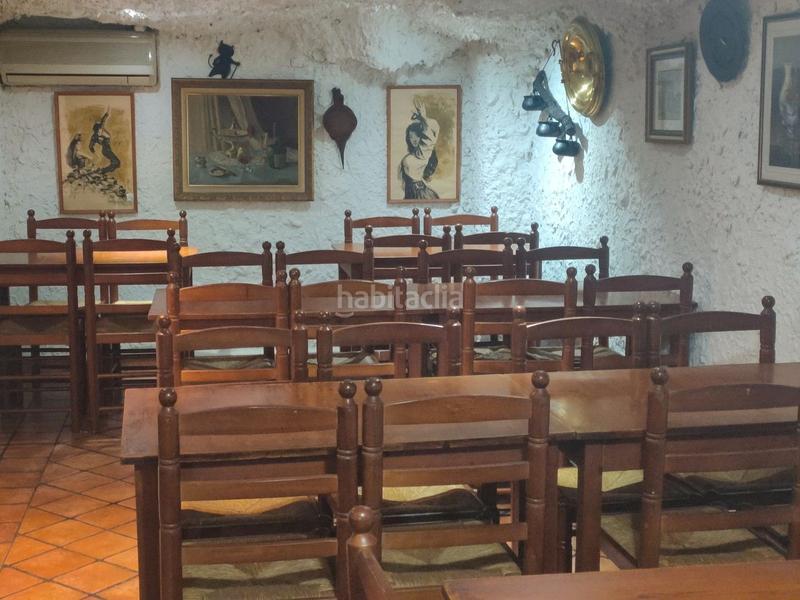 Foto c2021894-f14e-4b67-bffd-0feed48db94c. Traspaso local comercial traspaso bar rest. en Lloreda Badalona