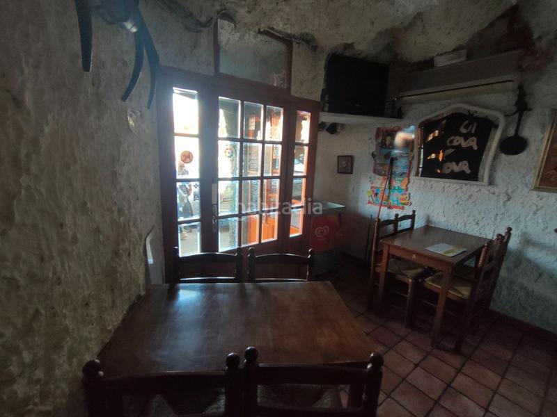 Foto e122ab27-228b-4c39-81aa-52d790c7cf7b. Traspaso local comercial traspaso bar rest. en Lloreda Badalona