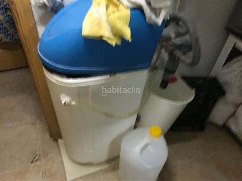 Foto c4a6588f-7de7-422c-8cdf-4e6bac418594. Trapasso locale commerciale con riscaldamento in Centre Blanes