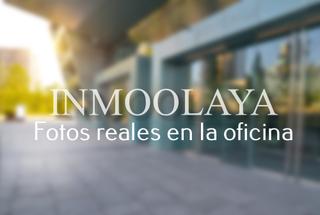 Local Comercial en Carmel. Venta pack de dos locales comerciales en horta-guinardó, barcelo