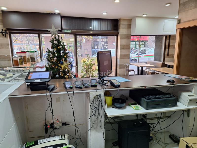 Foto 005dcdd9-2145-4bf4-a690-fd3bca66ef97. Pas-de-porte local commercial avec chauffage dans La Gavarra Cornellà de Llobregat