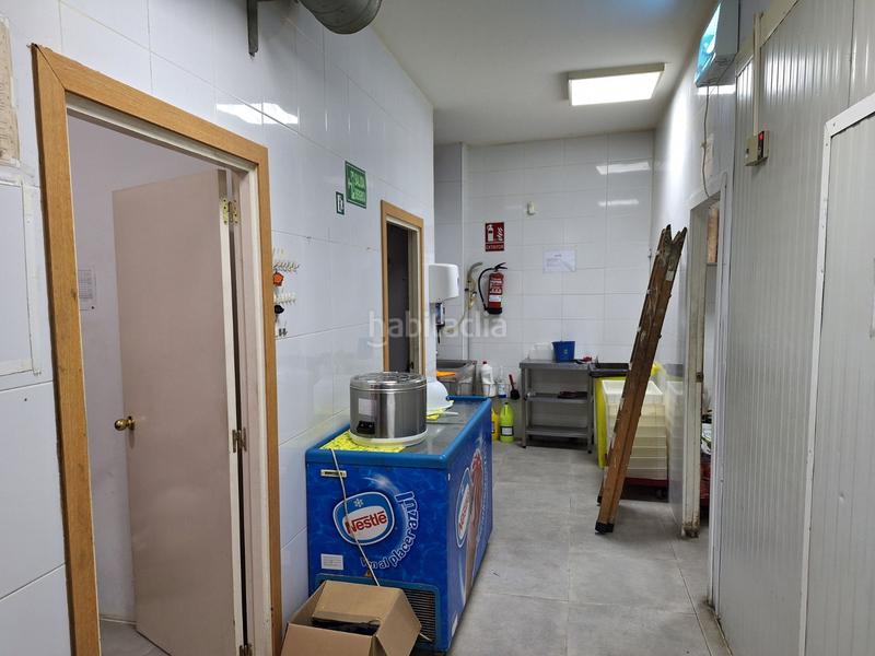 Foto d81c121e-03a0-494e-9659-27bb1e12e383. Transfer business premise with heating in La Gavarra Cornellà de Llobregat