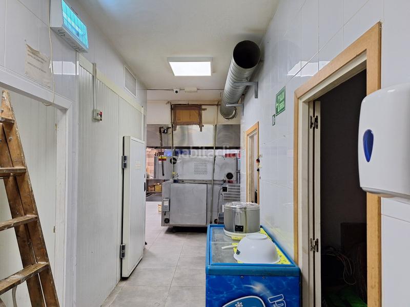 Foto c9e77a24-24d2-4aac-a2bd-791ec315c89f. Traspaso local comercial traspaso restaurante pizzería en cornellá de llobregat en Cornellà de Llobregat