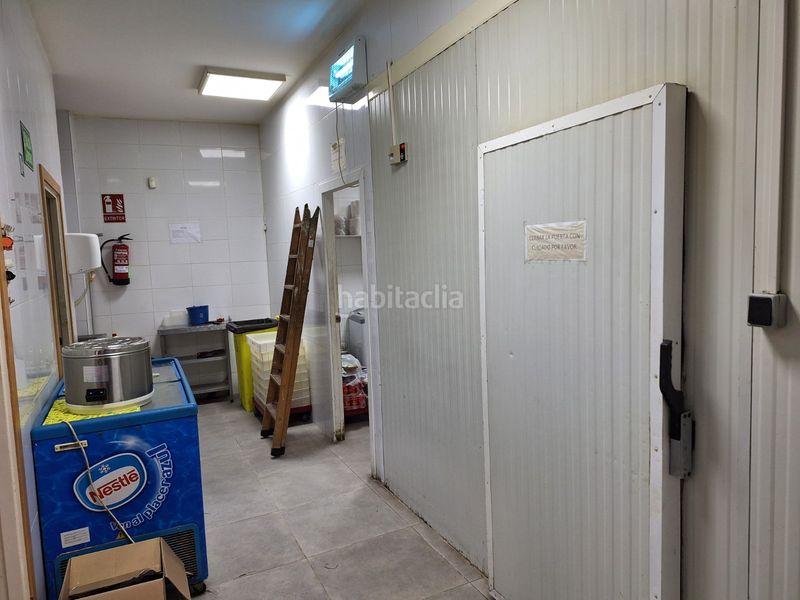 Foto c0654c6a-de06-4848-bf1c-7b65abf10787. Umzug geschäftsraum mit heizung in La Gavarra Cornellà de Llobregat