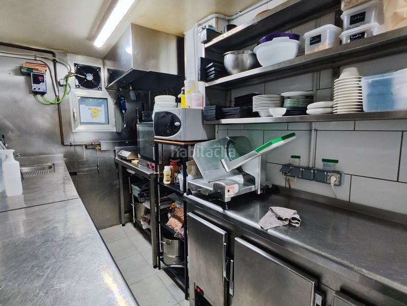 Foto 20e9ce78-1475-487d-85da-dfcc3596b48f. Pas-de-porte local commercial avec chauffage dans St. Pere - Sta. Caterina - El Born Barcelona