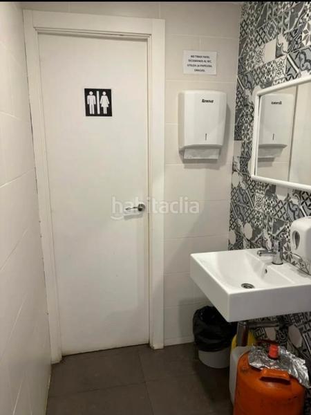 Foto 2ffa3a48-d78c-47e0-9534-e57be1a8b87c. Pas-de-porte local commercial avec chauffage dans Bellvitge Hospitalet de Llobregat (L´)